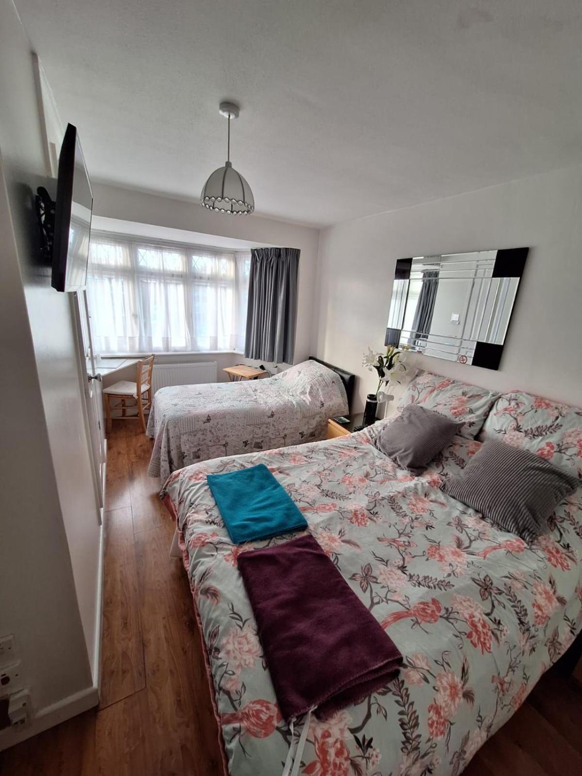 Harrow B & B Εξωτερικό φωτογραφία