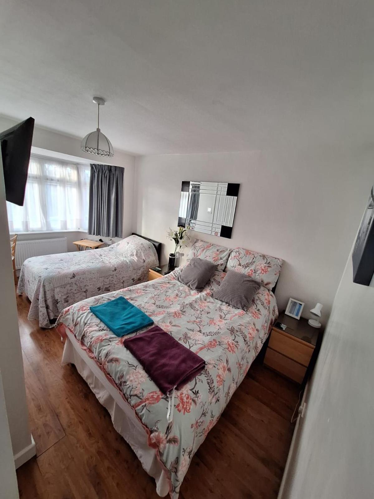 Harrow B & B Εξωτερικό φωτογραφία