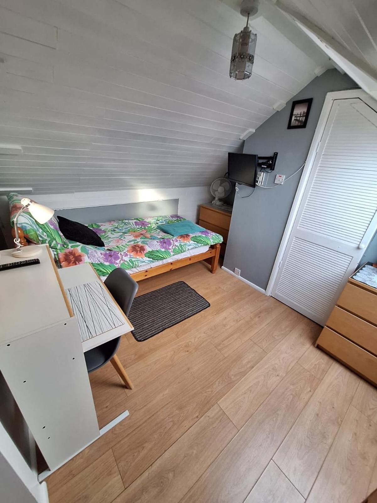 Harrow B & B Εξωτερικό φωτογραφία