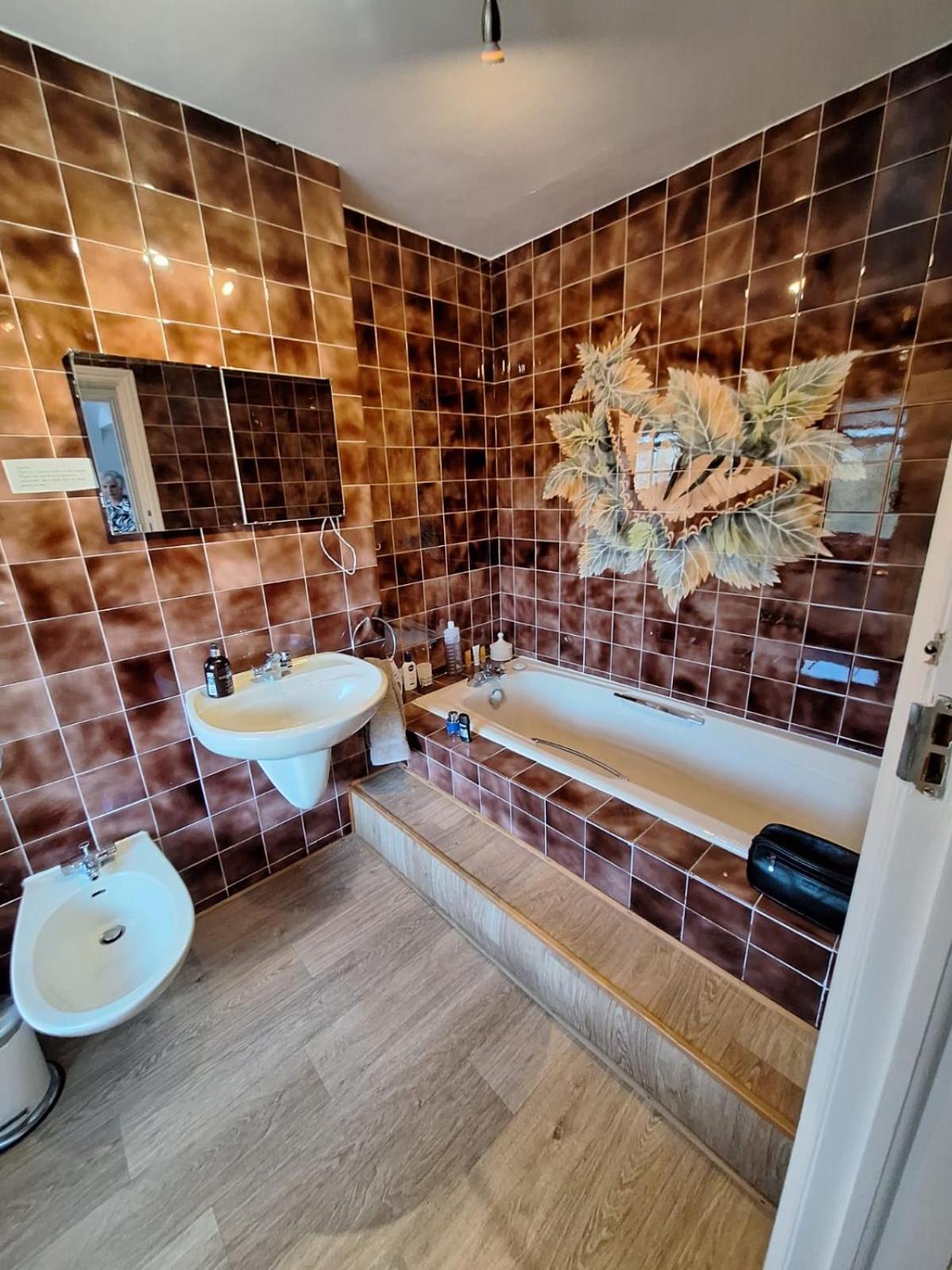 Harrow B & B Εξωτερικό φωτογραφία